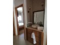 belle-villa-avec-piscine-en-pleine-nature-small-11