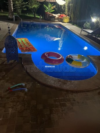 belle-villa-avec-piscine-en-pleine-nature-big-9