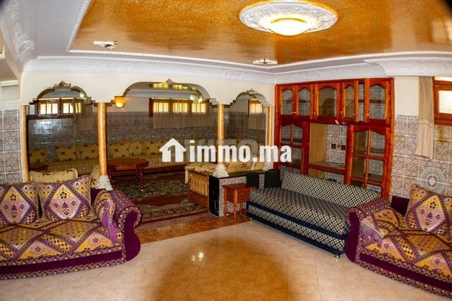 VILLA COIN 700 m² SUR BOULEVARD USAGE COMMERCIAL - Location Immobilier - Kenitra - photo 8