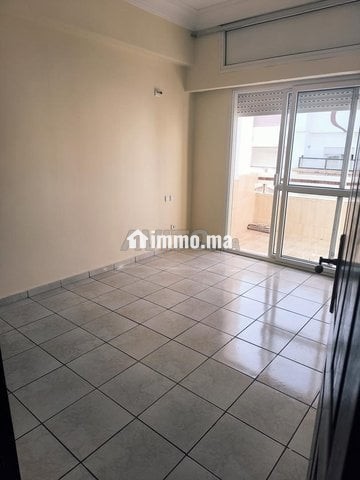 À louer Bel appart à Californie, résidence fermée - Location Immobilier - Casablanca - photo 8