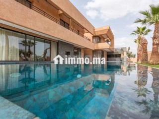 villa-de-luxe-4-suites-a-location-vacances