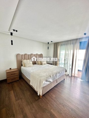 APPARTEMENT MEUBLÉ ÉTAGE ÉLEVÉ À LOUER À CFC - Location Immobilier - Casablanca - photo 6