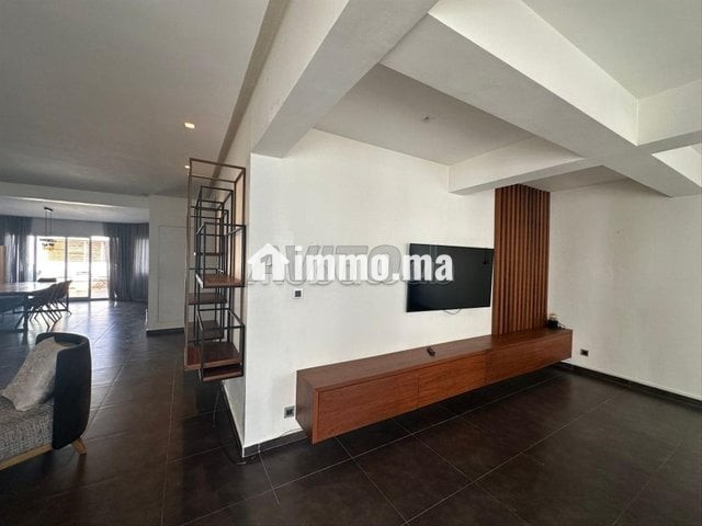 À LOUER TRIPLEX MEUBLES CO UNE VILLA À GAUTIER - Location Immobilier - Casablanca - photo 8