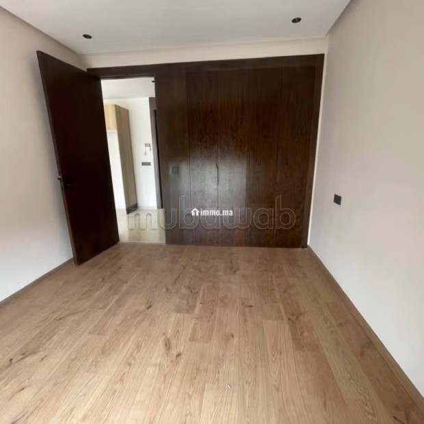Tres beau studio vide neuf jamais habité à louer oasis - Location Immobilier - Casablanca - photo 7