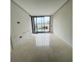 tres-beau-studio-vide-neuf-jamais-habite-a-louer-oasis-small-0
