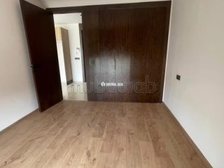 Tres beau studio vide neuf jamais habité à louer oasis - Appartement à louer - Casablanca