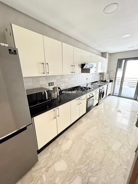 Superbe appartement à louer à Maârif.
Surface de 85 m².
Bien meublé - Location Immobilier - Casablanca - photo 6