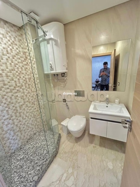 Superbe appartement à louer à Maârif.
Surface de 85 m².
Bien meublé - Location Immobilier - Casablanca - photo 7