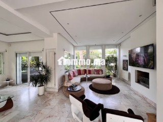 Villa comptemporaine a la vente - Villa à vendre - Casablanca