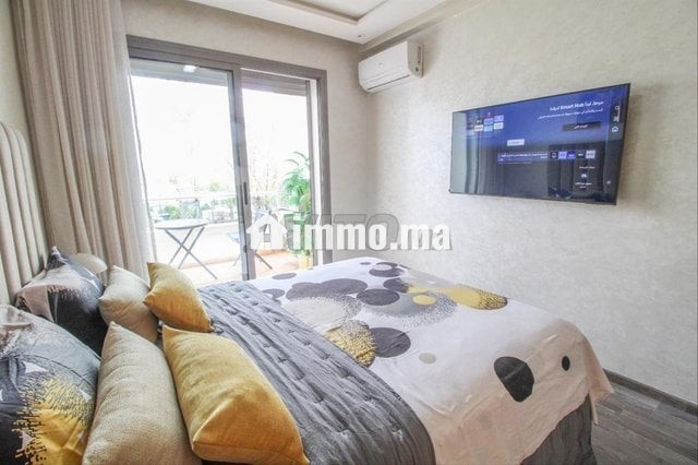 location-studio-meuble-moderne-neuf-a-riviera-big-0