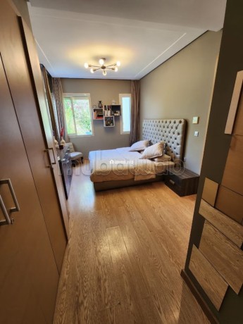 superbe-appartement-en-rez-de-jardin-de-170-m2-big-10