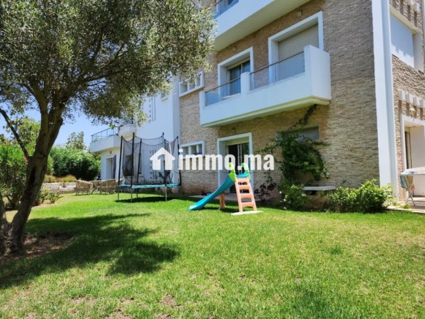 superbe-appartement-en-rez-de-jardin-de-170-m2-big-12