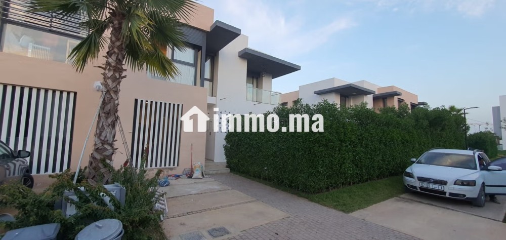 Magnifique villa à vendre à Dar Bouazza. Surface de 160 m². Bien meublé - Vente Immobilier - Dar Bouazza - photo 7
