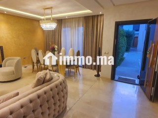 Magnifique villa à vendre à Dar Bouazza. Surface de 160 m². Bien meublé - Villa à vendre - Dar Bouazza
