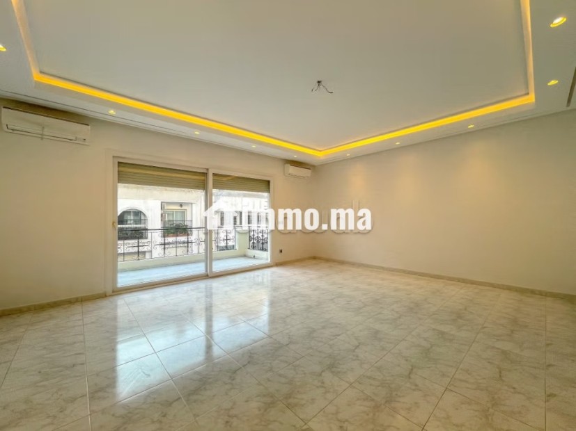 Très bel appartement en location à Racine. 4 pièces confortables. Système de parabole et résidence sécurisée - Location Immobilier - Casablanca - photo 1
