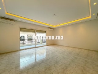 tres-bel-appartement-en-location-a-racine-4-pieces-confortables-systeme-de-parabole-et-residence-securisee