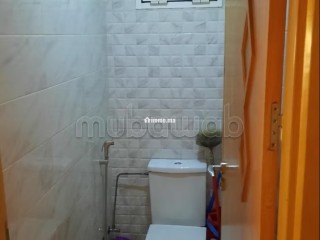 Superbe appartement à vendre à Sala el Jadida. 2 grandes pièces. Antenne parabolique et sécurité. - Appartement à vendre - Autre