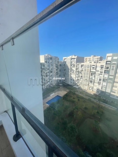 Superbe appartement avec vue sur piscine et jardin ‍️ - Location Immobilier - Rabat - photo 1