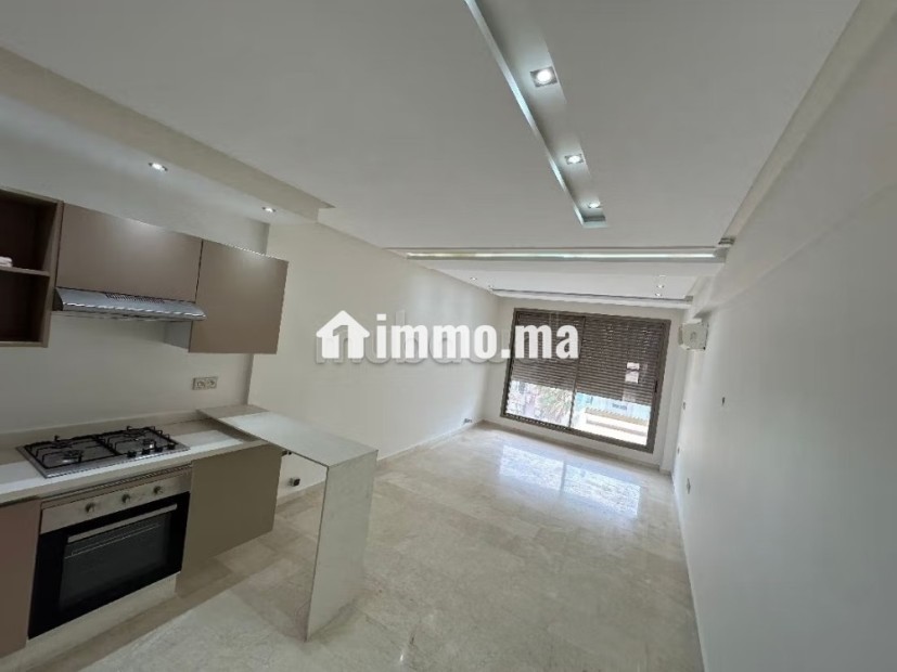 Beaux bureaux à louer à Bourgogne Ouest. Surface de 65 m². Avec ascenseur - Location Immobilier - Casablanca - photo 1