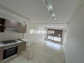 beaux-bureaux-a-louer-a-bourgogne-ouest-surface-de-65-m2-avec-ascenseur-small-0