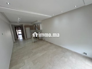 Beaux bureaux à louer à Bourgogne Ouest. Surface de 65 m². Avec ascenseur - Bureau à louer - Casablanca