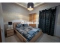 studio-chic-piscine-emplacement-ideal-small-0