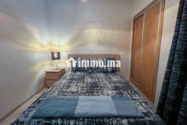 studio-chic-piscine-emplacement-ideal-big-3