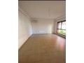 bel-appartement-vide-small-7