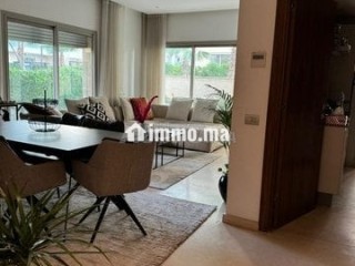 Bel appartement meublé a cfc - Appartement à louer - Casablanca