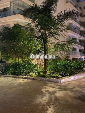 bel-appartement-meuble-a-cfc-big-1