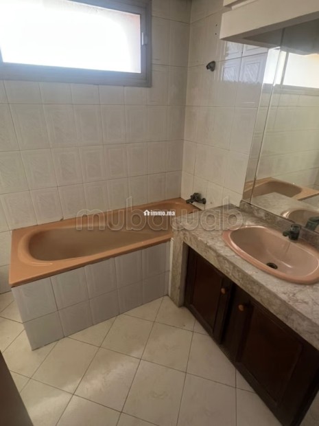 Appartement a vendre a yacoub mansour côté c. I. L - Vente Immobilier - Casablanca - photo 4