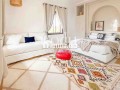 villa-fusionnant-modernite-et-tradition-small-10