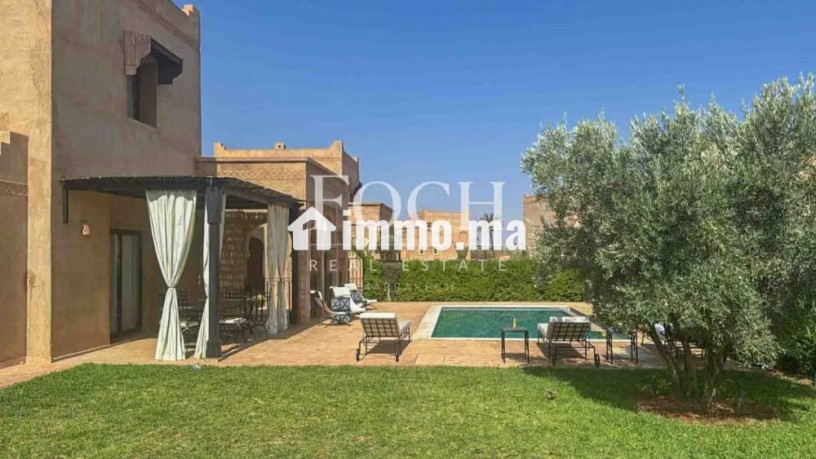 villa-fusionnant-modernite-et-tradition-big-8
