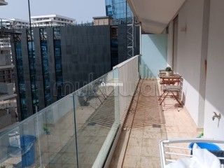 tres-beau-studio-agreable-avc-grand-terrasse-cfc