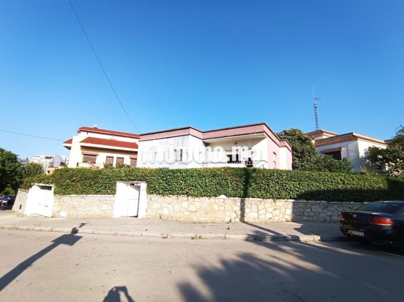 Maison de luxe à vendre à Moujahidine. 5 chambres agréables. Bien meublé - Vente Immobilier - Tanger - photo 1