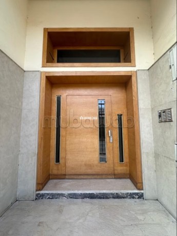 tres-beau-studio-en-location-big-7