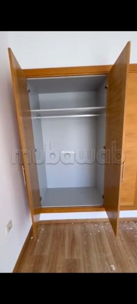 Superbe appartement à louer à Sidi Maarouf. 4 pièces. Service de concierge, cheminée - Location Immobilier - Casablanca - photo 3