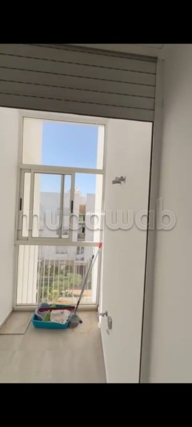 Superbe appartement à louer à Sidi Maarouf. 4 pièces. Service de concierge, cheminée - Location Immobilier - Casablanca - photo 8