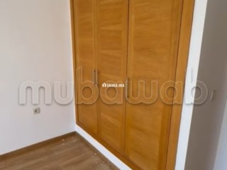 Superbe appartement à louer à Sidi Maarouf. 4 pièces. Service de concierge, cheminée - Appartement à louer - Casablanca