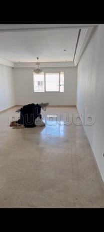 superbe-appartement-a-louer-a-sidi-maarouf-4-pieces-service-de-concierge-cheminee-big-12