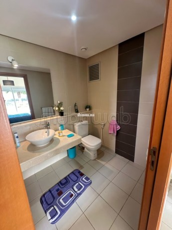 superbe-appartement-a-louer-a-sidi-maarouf-4-pieces-service-de-concierge-cheminee-big-14