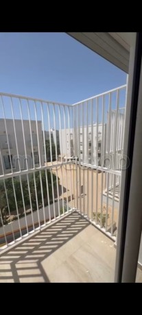 superbe-appartement-a-louer-a-sidi-maarouf-4-pieces-service-de-concierge-cheminee-big-4