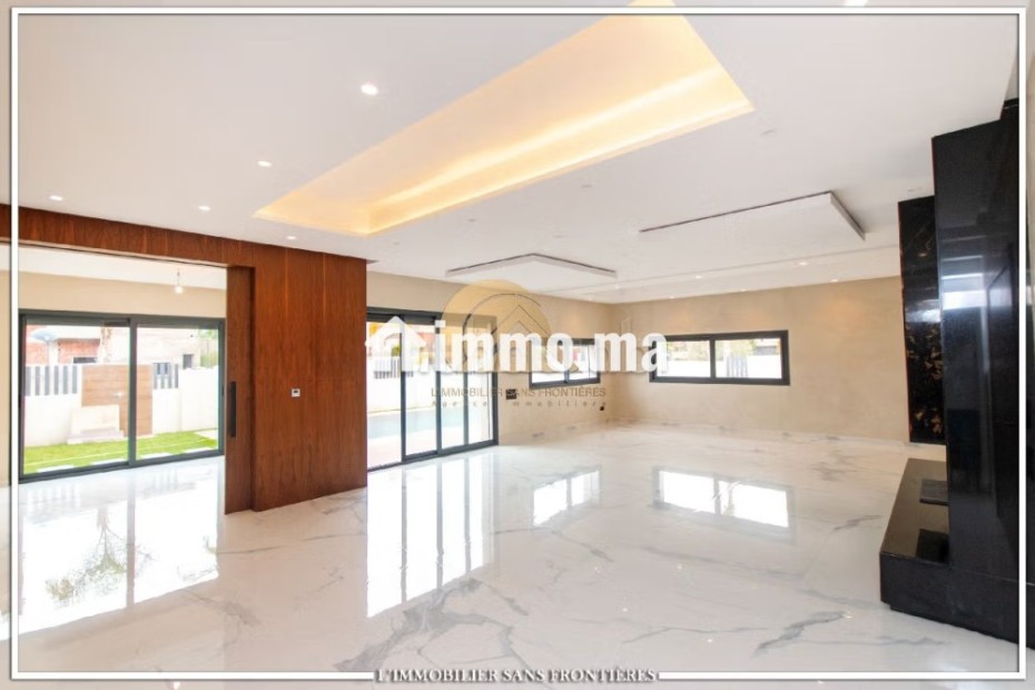 Villa moderne vide à louer, résidence golfique, piscine et jardin privés, Route Ourika - Location Immobilier - Marrakech - photo 3