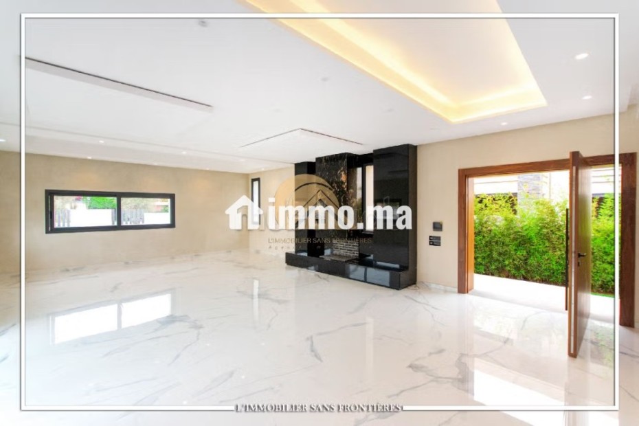 Villa moderne vide à louer, résidence golfique, piscine et jardin privés, Route Ourika - Location Immobilier - Marrakech - photo 4