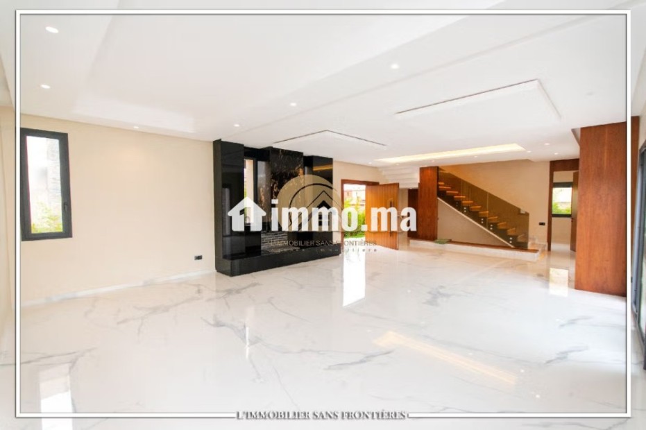 Villa moderne vide à louer, résidence golfique, piscine et jardin privés, Route Ourika - Location Immobilier - Marrakech - photo 5