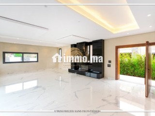 Villa moderne vide à louer, résidence golfique, piscine et jardin privés, Route Ourika - Villa à louer - Marrakech