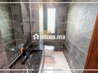Villa moderne vide à louer, résidence golfique, piscine et jardin privés, Route Ourika - Villa à louer - Marrakech