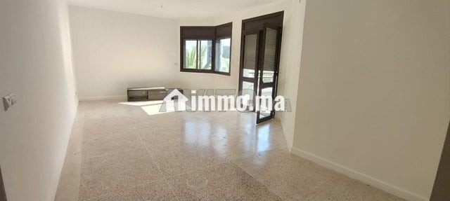 Un magnifique appartement à la place Pietri - Location Immobilier - Rabat - photo 1