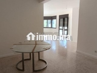 Un magnifique appartement à la place Pietri - Appartement à louer - Rabat