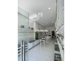 magasin-doptique-equipe-a-vendre-small-1